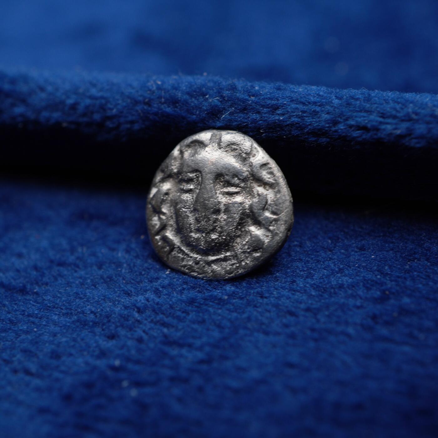 琋语集藏2026年04月欧洲古典打制币拍卖 古希腊皮西迪亚地区-雅典娜与美杜莎1奥波银币