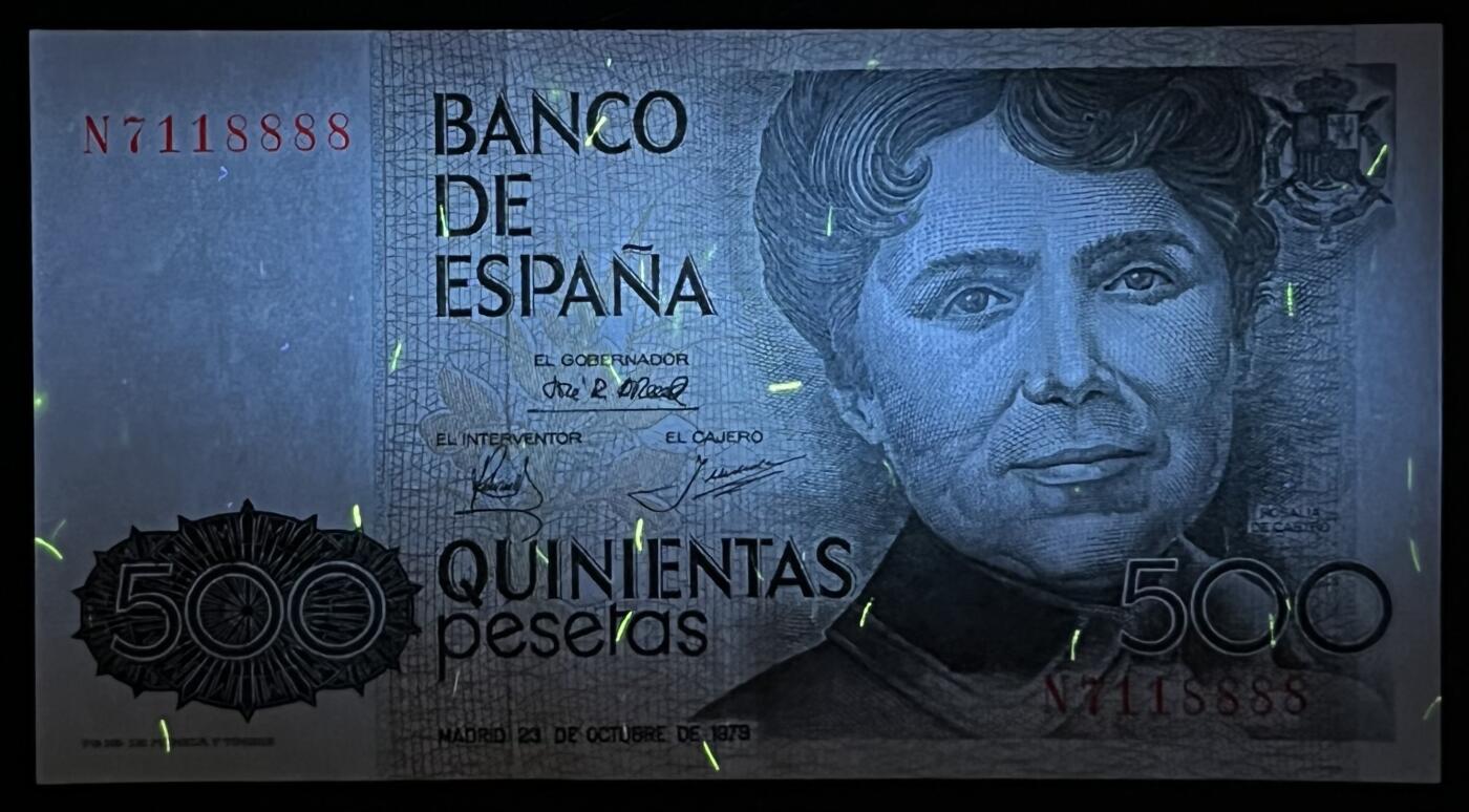 小福收藏拍卖第203期 裸钞场 本期有多张豹子号靓号 仅发行1000枚亚克力砖封蒙古20000图格里克帝国800周年纪念钞 瑞士200法郎 百慕大样钞洋葱冠全套 巴林首版大全套 卡塔尔四张套 越南 保加利亚 马其顿等多国精美纸币 西班牙 1979年 500比塞塔 曲别针痕 数3 狮子号8888 unc