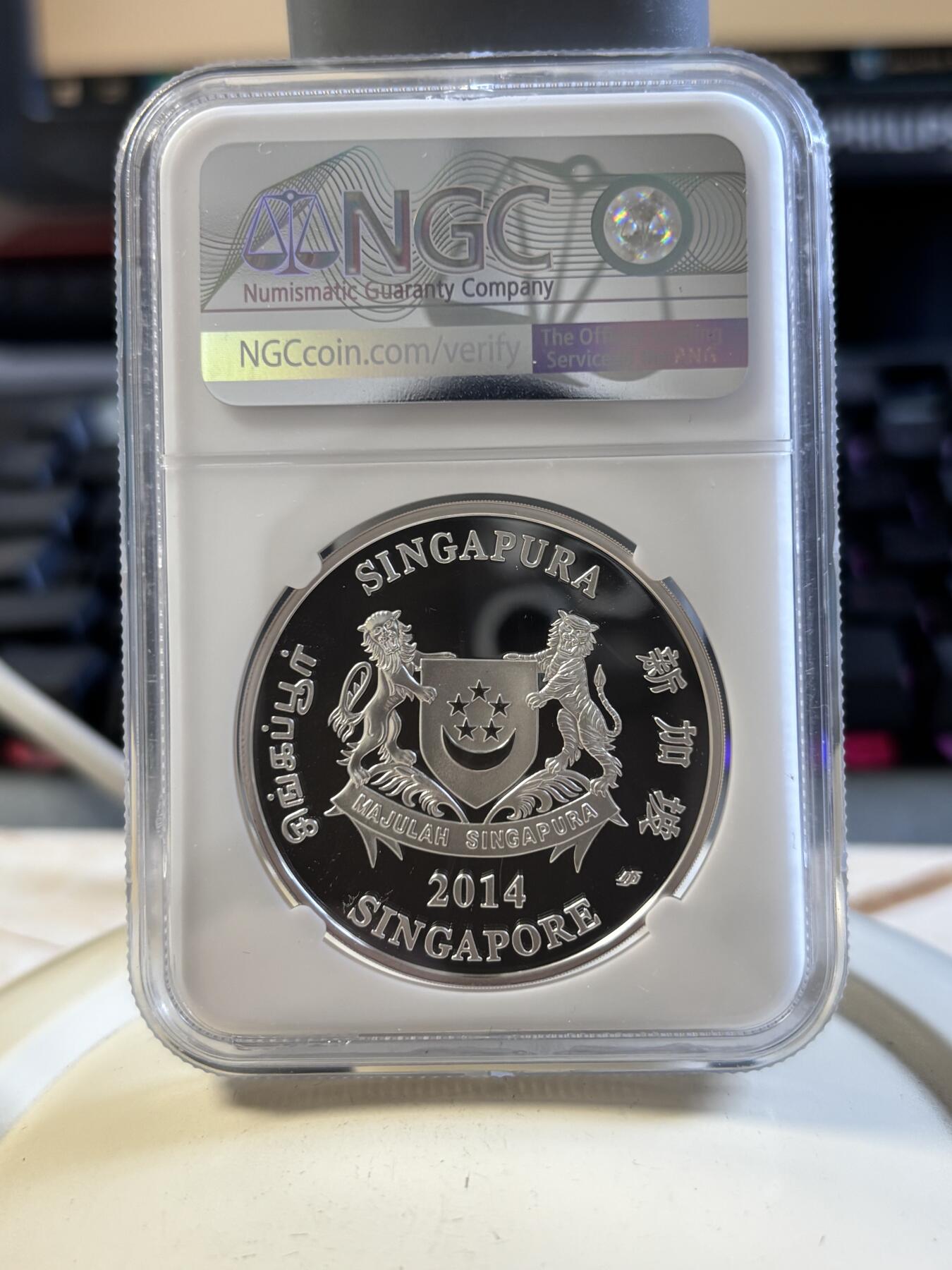 第194期拍卖 新加坡2014年花卉系列彩色1盎司纪念银币2枚套NGC-PF70,999银，1盎司*2