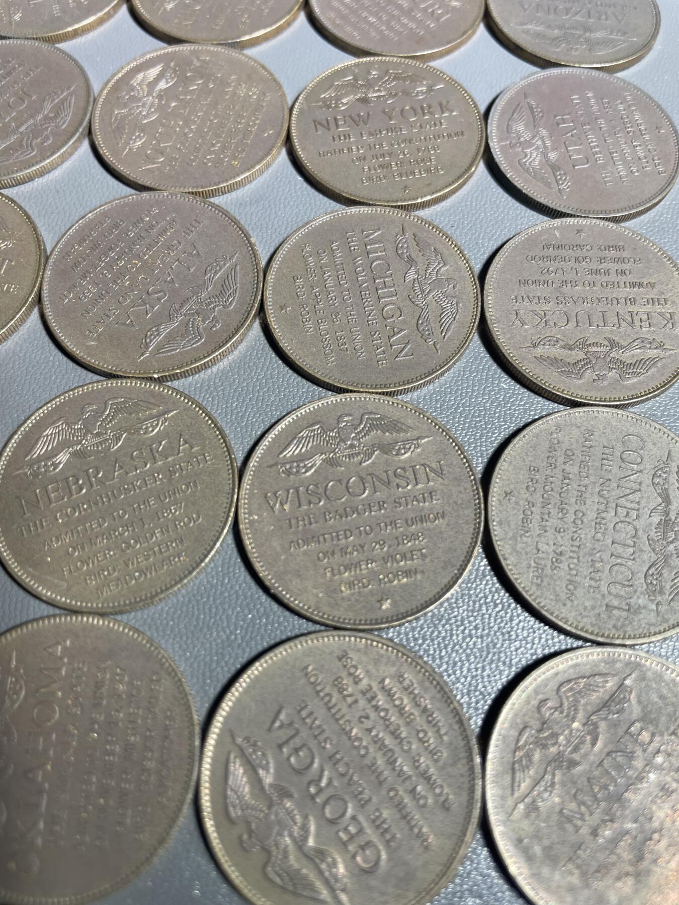 回流0328 全套50枚齐！Shell Oil（壳牌石油） 在20世纪60年代推出的「States of the Union（联邦各州）」集换式促销代币，属于美国州主题纪念章（Exonumia）
