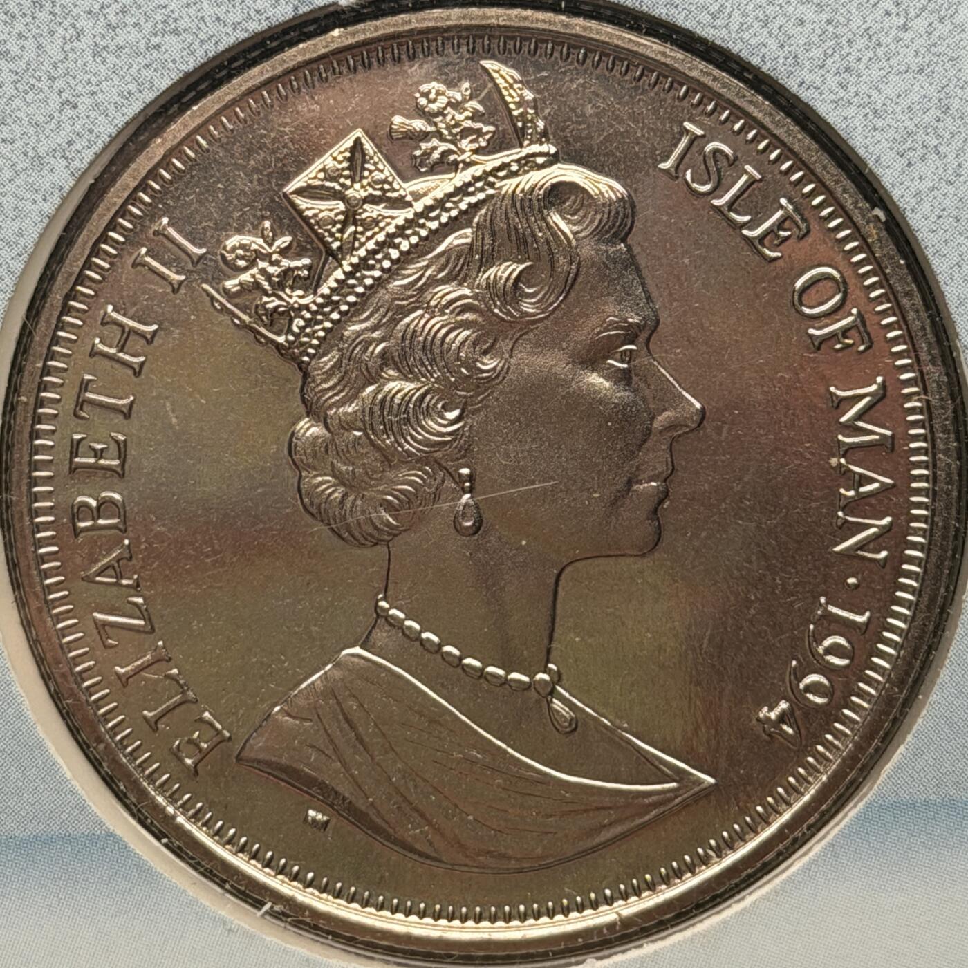 ＜星葵🌻钱币社＞第72期·东奔西走的硬币·3月31日发货 〈邮币封〉马恩岛1994年飞行中的人·协和式飞机首次飞行25周年1克朗纪念币