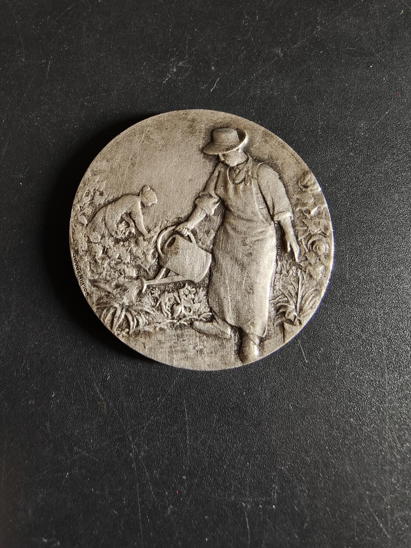 老王徽章第190期 法国农业协会镀银大铜章     原盒       四小天使      直径36mm     重量22g