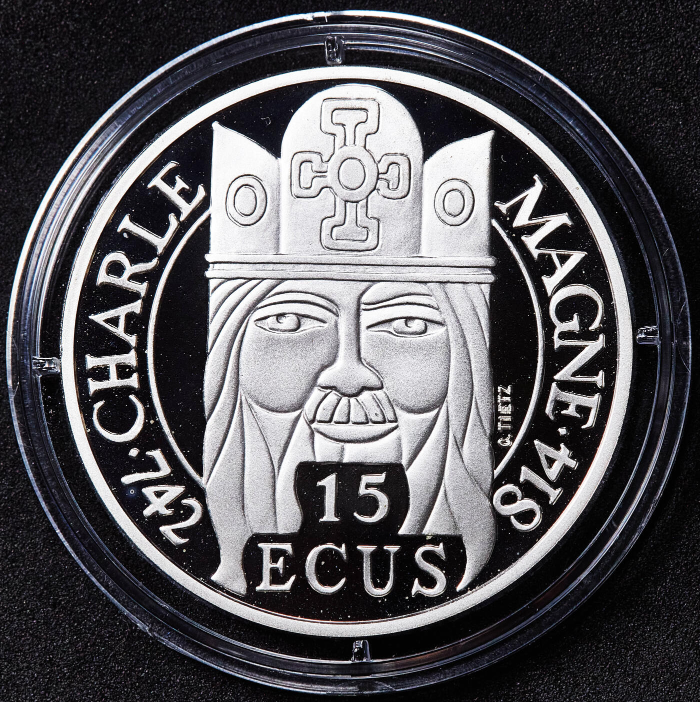 【俄甄集藏】2026年(050)04-01星期三 晚 19:30 全场包邮