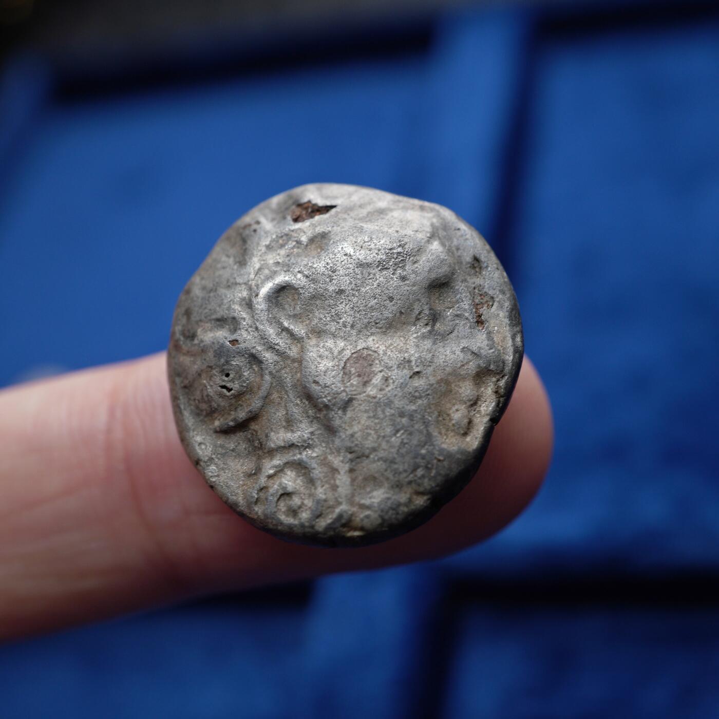 琋语集藏2026年04月欧洲古典打制币拍卖 古希腊中东地区雅典娜与猫头鹰德钱币（银包铜）