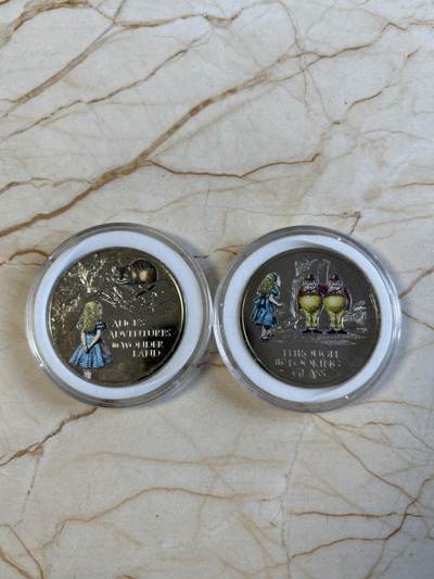 第194期拍卖 - 英国2021年爱丽丝梦游仙境彩色铜镍纪念币2枚套