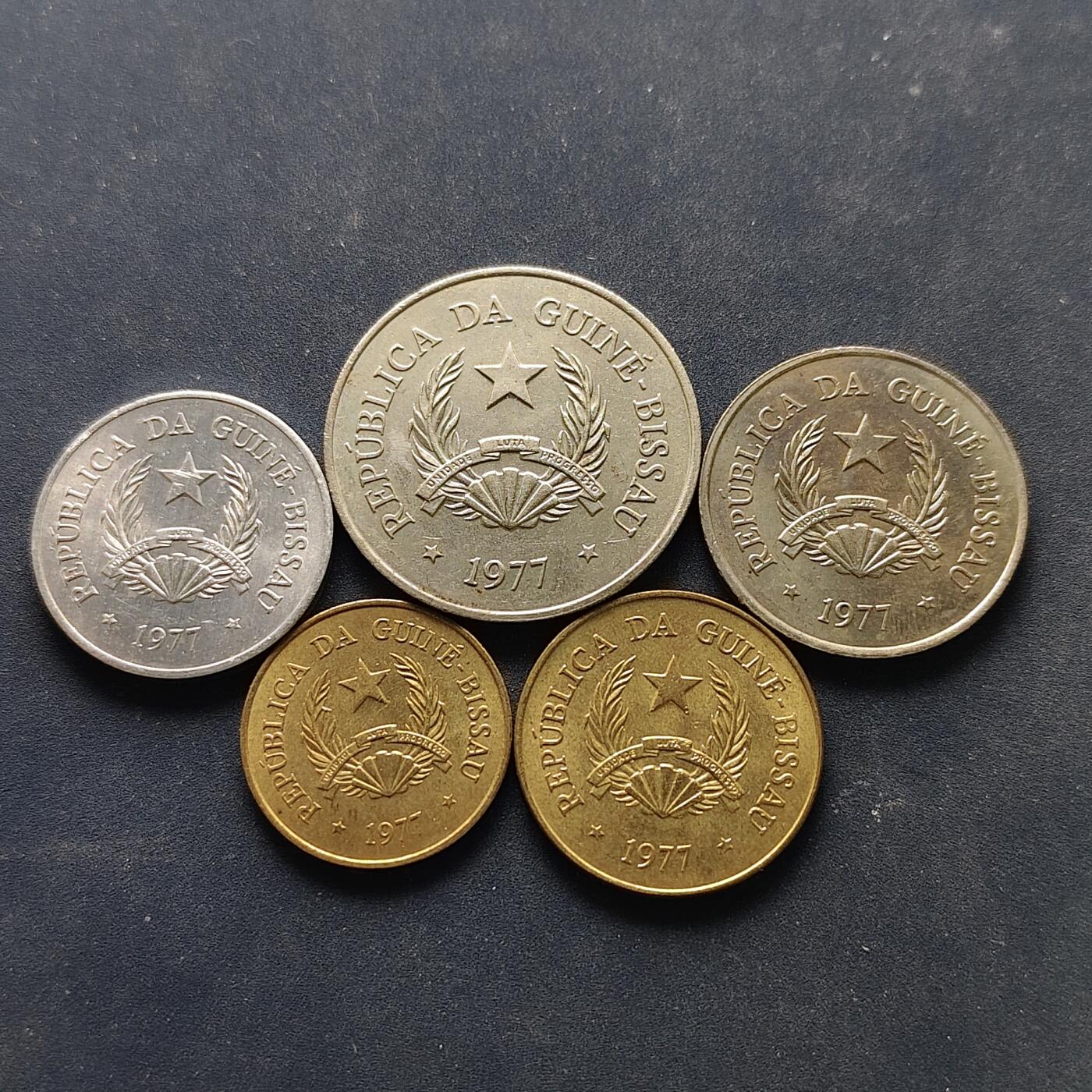 【全场包邮】纯粹捡漏拍518场 几内亚比绍1977年5枚套币