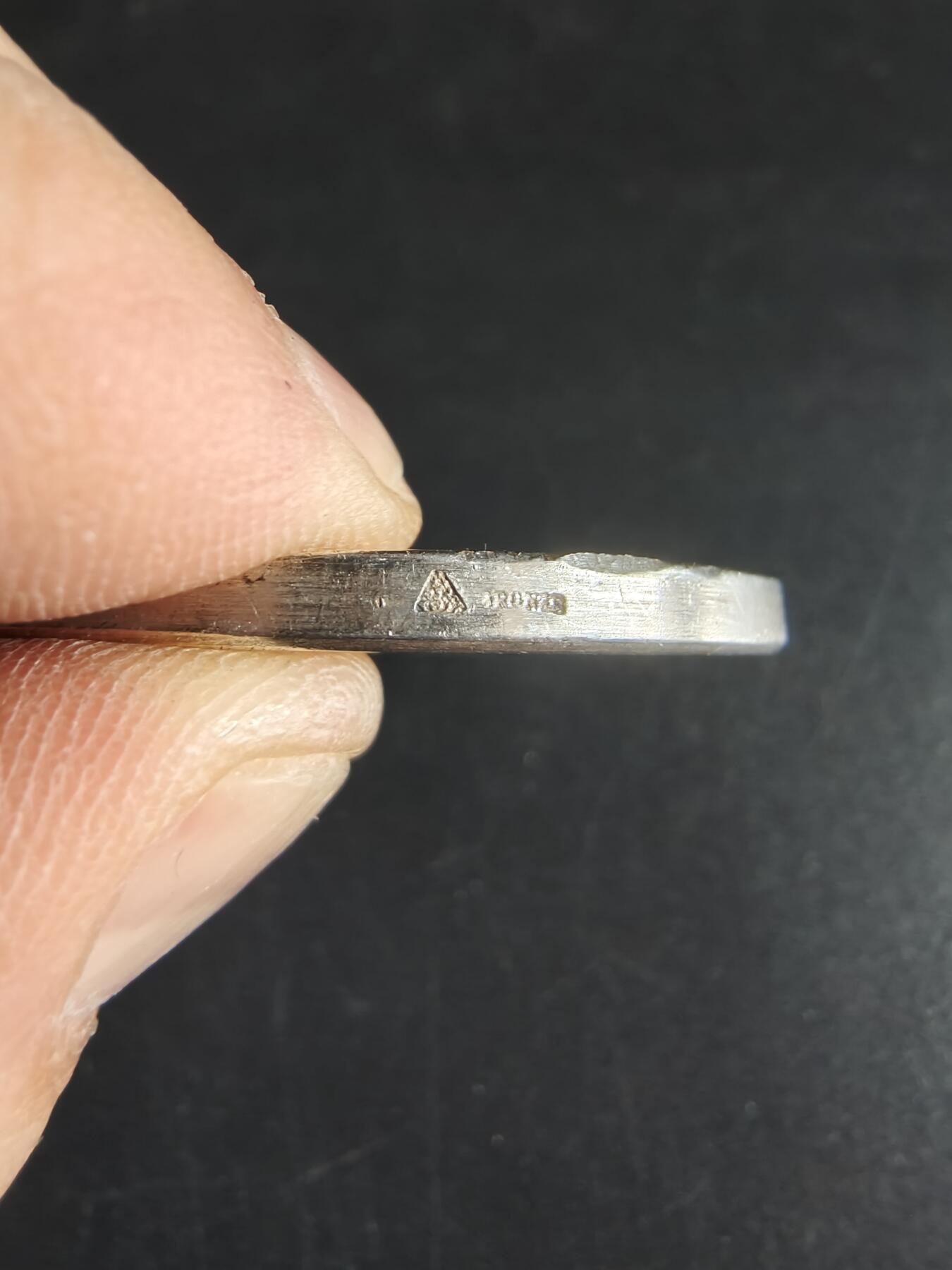 老王徽章第190期 法国布里夫地区农业协会镀银大铜章      原盒       直径50mm     重量58.5g