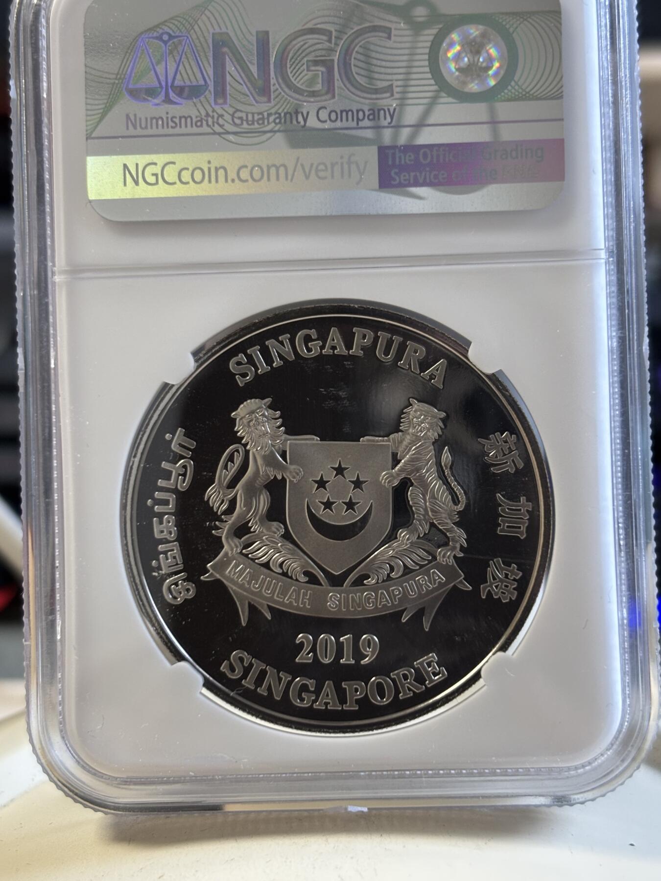 第194期拍卖 新加坡2019年十二生肖猪年铜镍纪念币NGC-PF69带盒证书