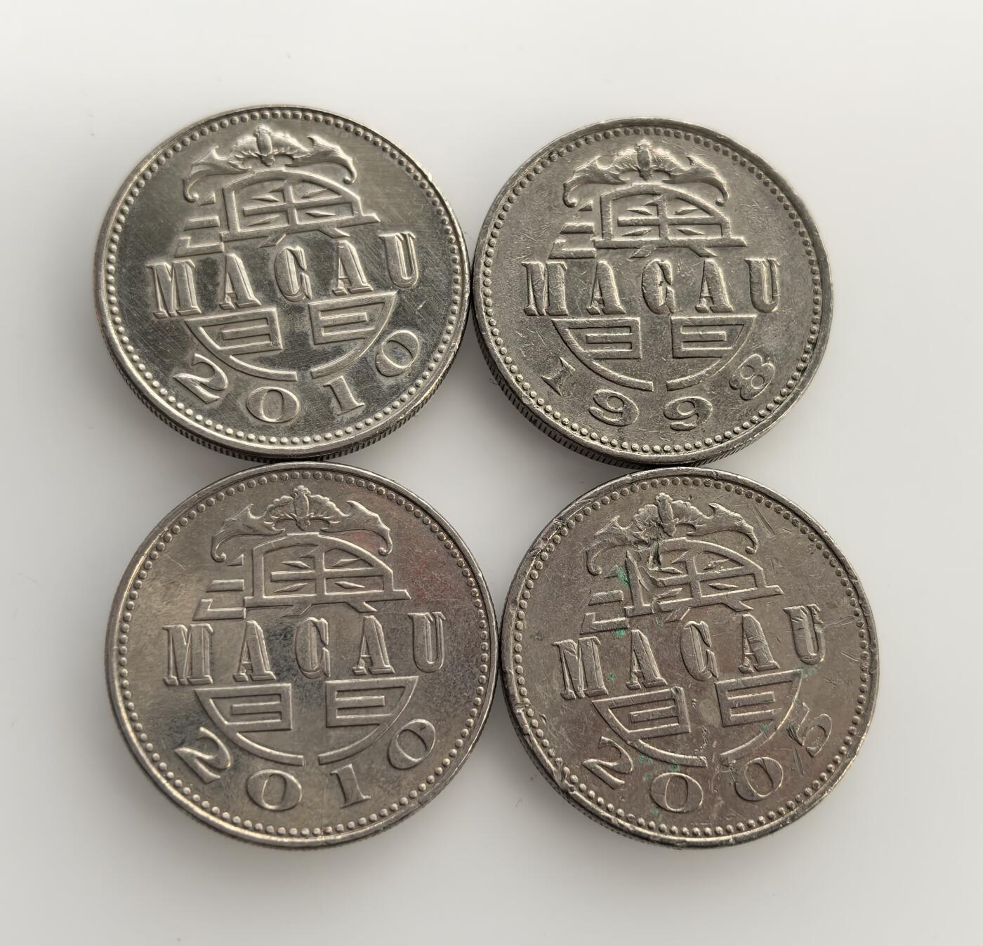 外国优质老铜币银币苏联纪念章，每周六晚九点倒数截拍，满百包邮可寄存，持续收拍