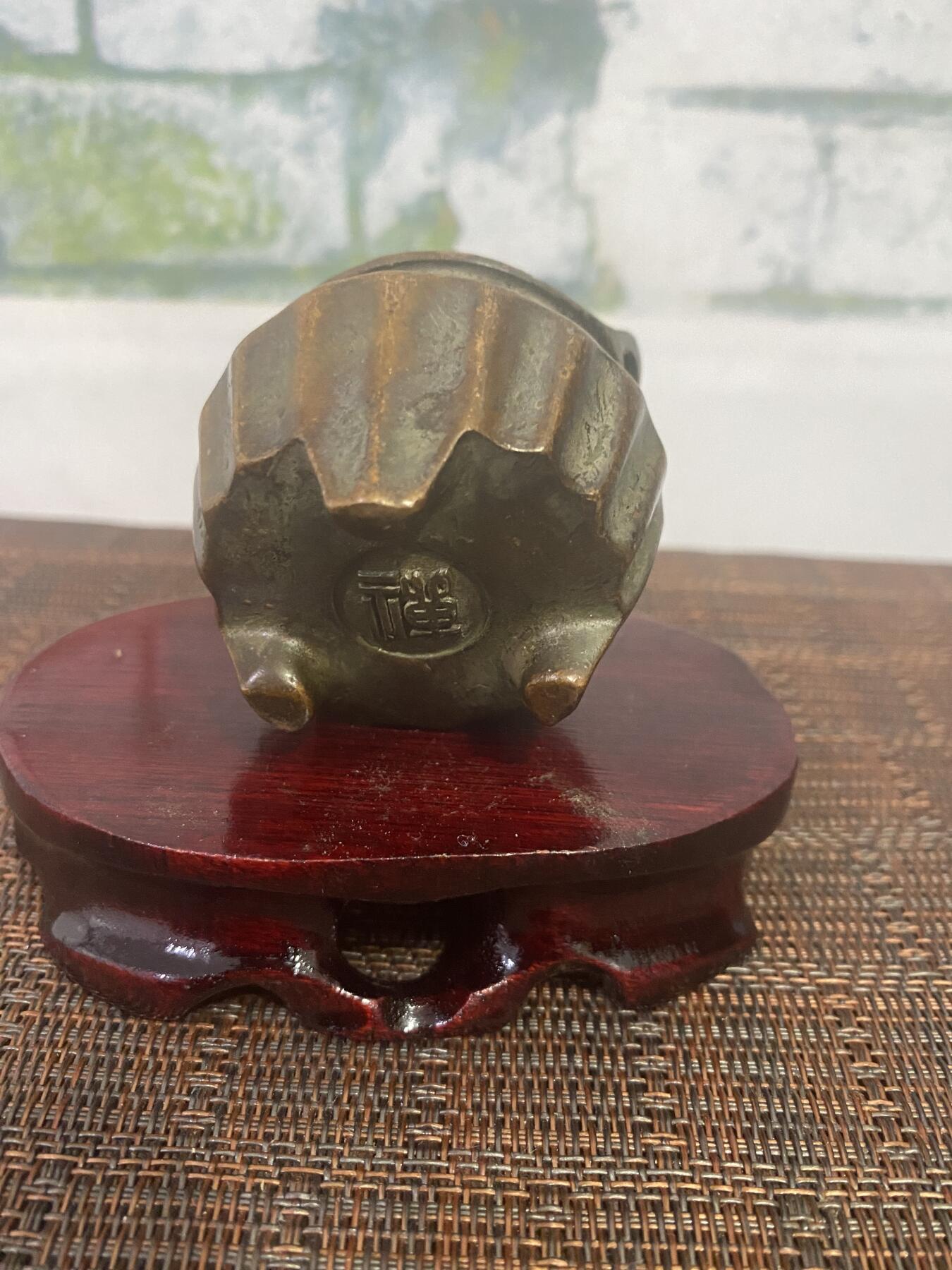 江南站杂件场 铜炉