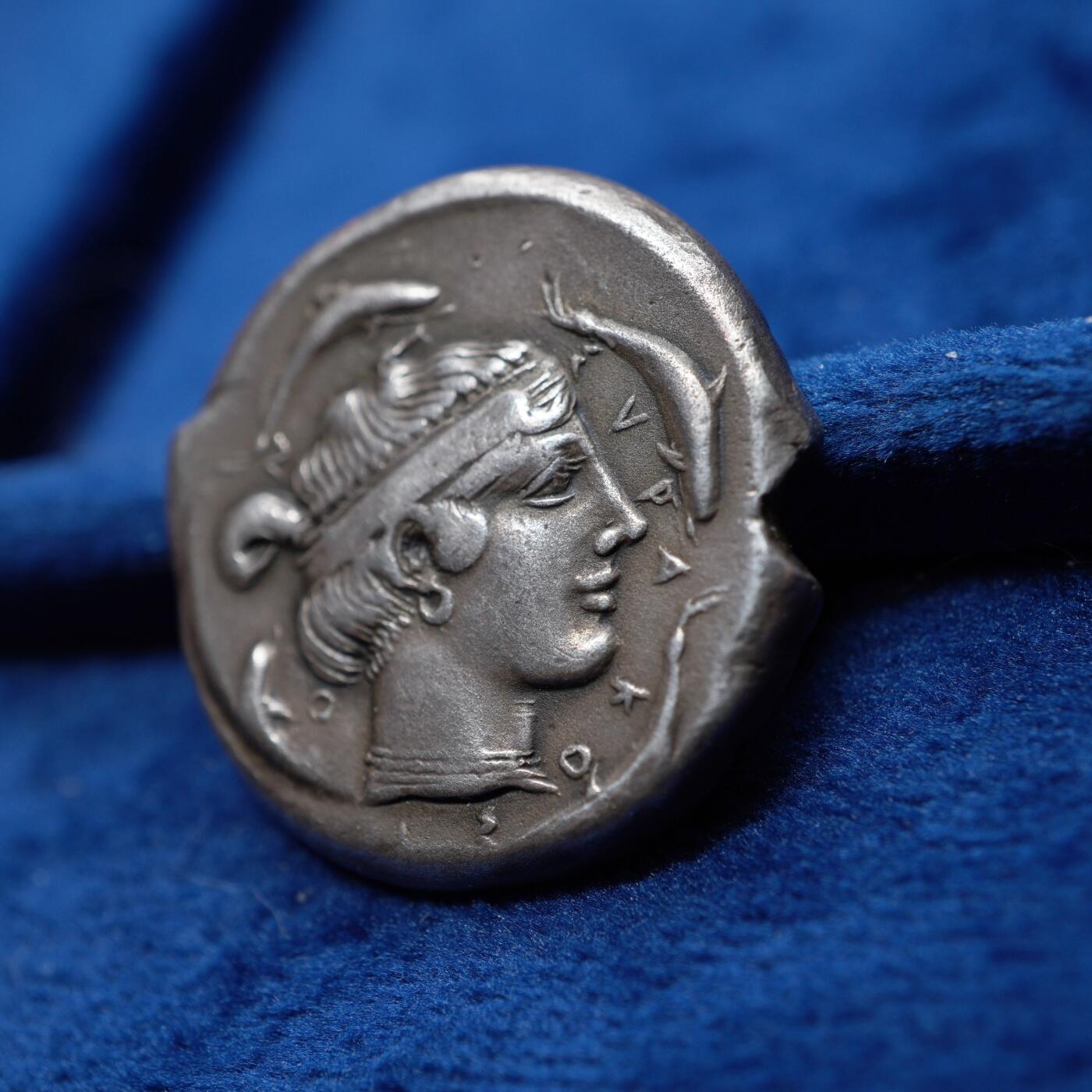 琋语集藏2026年04月欧洲古典打制币拍卖 古希腊西西里岛-水泽仙女阿瑞苏萨四德银币（大英博物馆复刻）