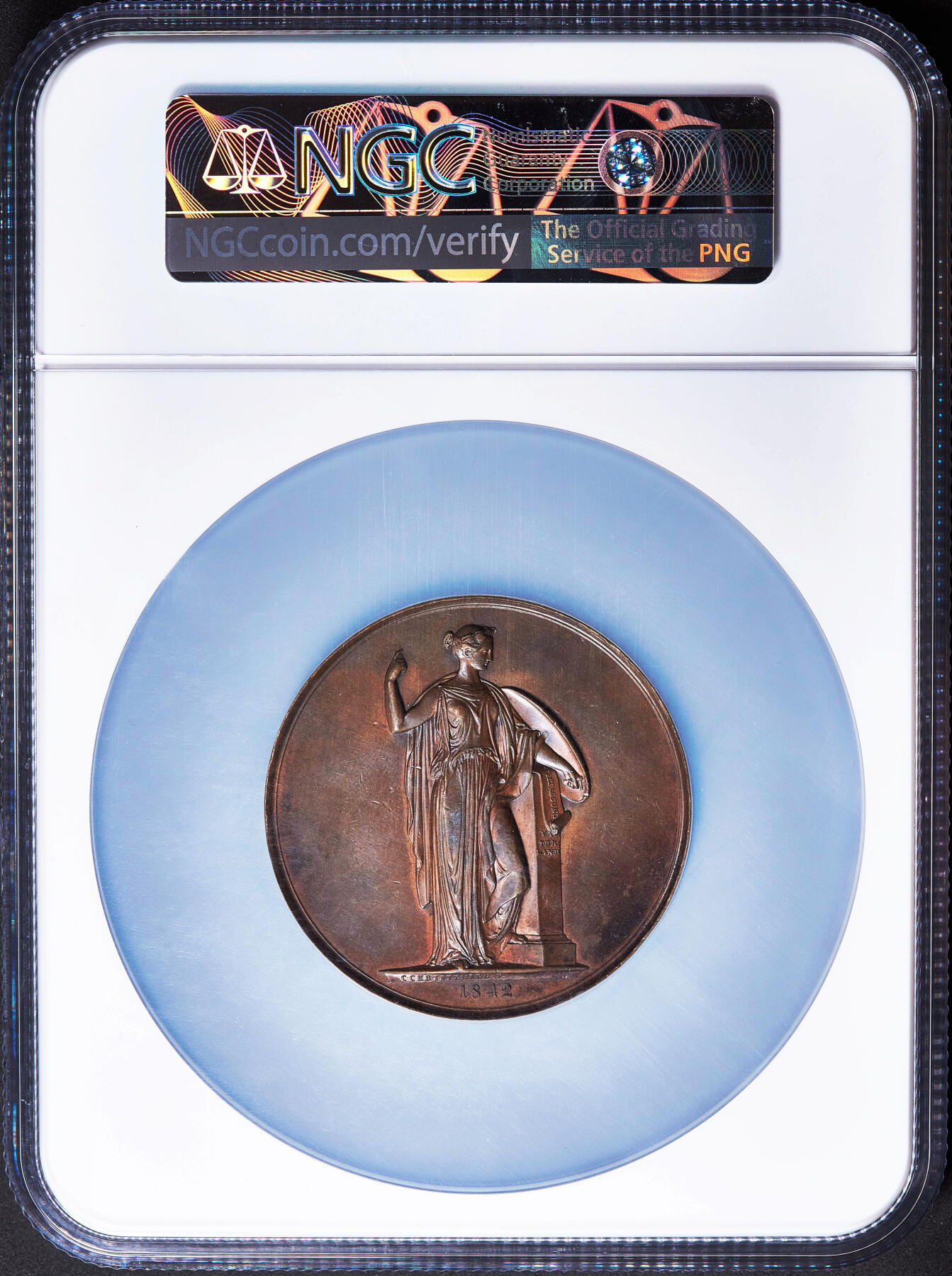 【俄甄集藏】2026年(050)04-01星期三 晚 19:30 全场包邮 德国1842年纪念巴登自由派政治家亚当·冯·伊茨施泰因大铜章，NGC AU58，巧克力包浆，高浮雕，设计精美，少见品种，雕刻家卡尔·克里斯蒂安·施韦特作品，直径：55mm