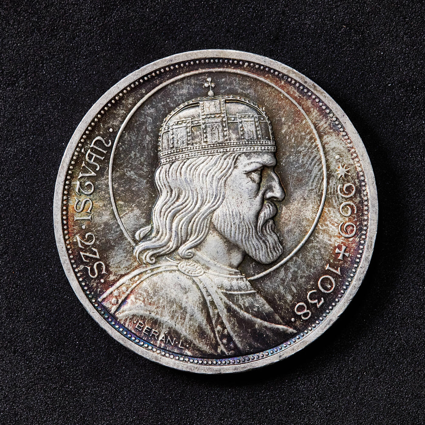 【俄甄集藏】2026年(050)04-01星期三 晚 19:30 全场包邮 匈牙利1938年纪念国王圣伊什特万逝世900周年5潘戈大银币，五彩包浆，转光品相，重25克，640银