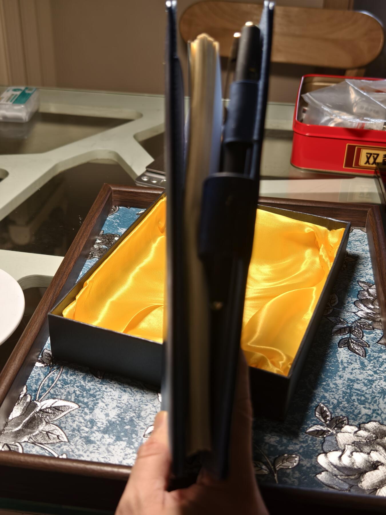 抚柳草堂-第二十期章牌钱币  奖章勋章免佣最后一期 满百包邮 放漏专场 北京化工大学研究生院毕业留念笔记本 加厚软皮磁吸 内页为a5左右活页 质量很好