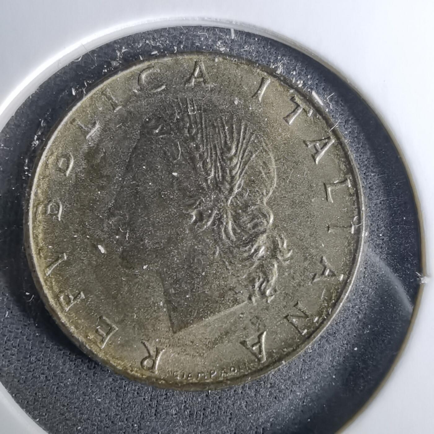 沼泽如烟--第1037场 意大利1979年20里拉