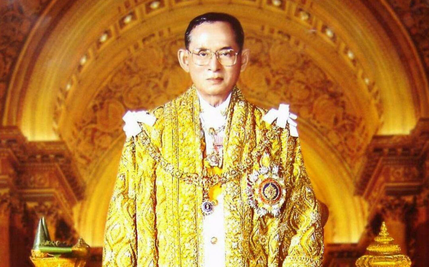 【俄甄集藏】2026年(050)04-01星期三 晚 19:30 全场包邮 泰国1996年拉玛九世国王登基金禧造币厂纪念铜章，PCGS MS65RD，原铜光，转光品相