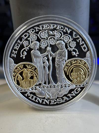 第194期拍卖 - 欧洲币章德国人物镀金纪念银章，20克，999银镀金，