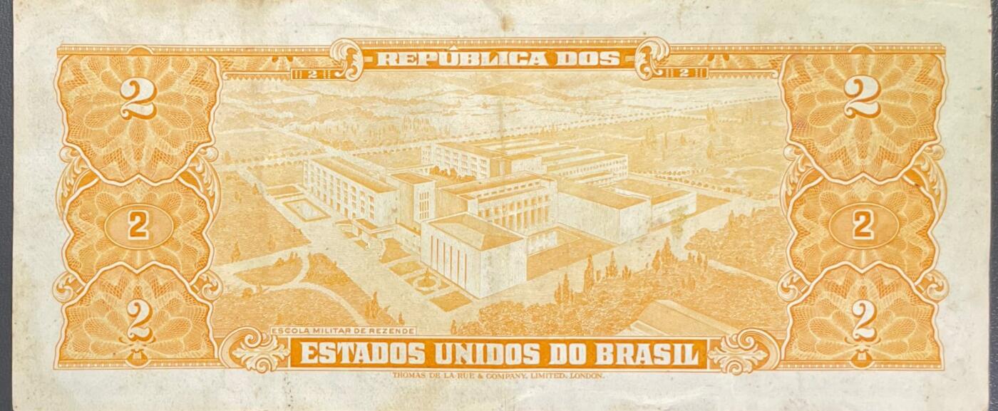 回流0328 巴西合众国（República dos Estados Unidos do Brasil）2克鲁赛罗（Dois Cruzeiros）纸币，由英国伦敦Thomas de la Rue & Company承印，属于20世纪早期版本，是巴西货币史上的经典品种。