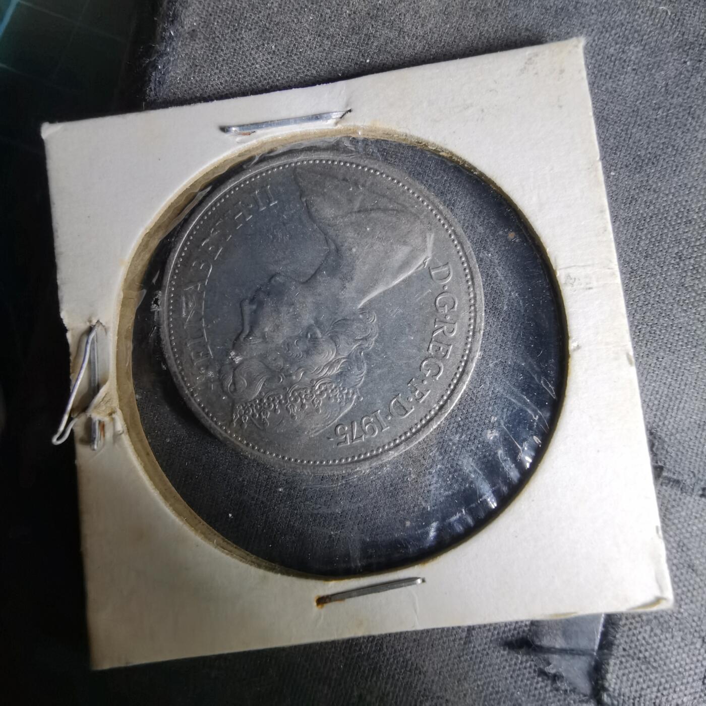 沼泽如烟--第1037场 英国1975年10便士