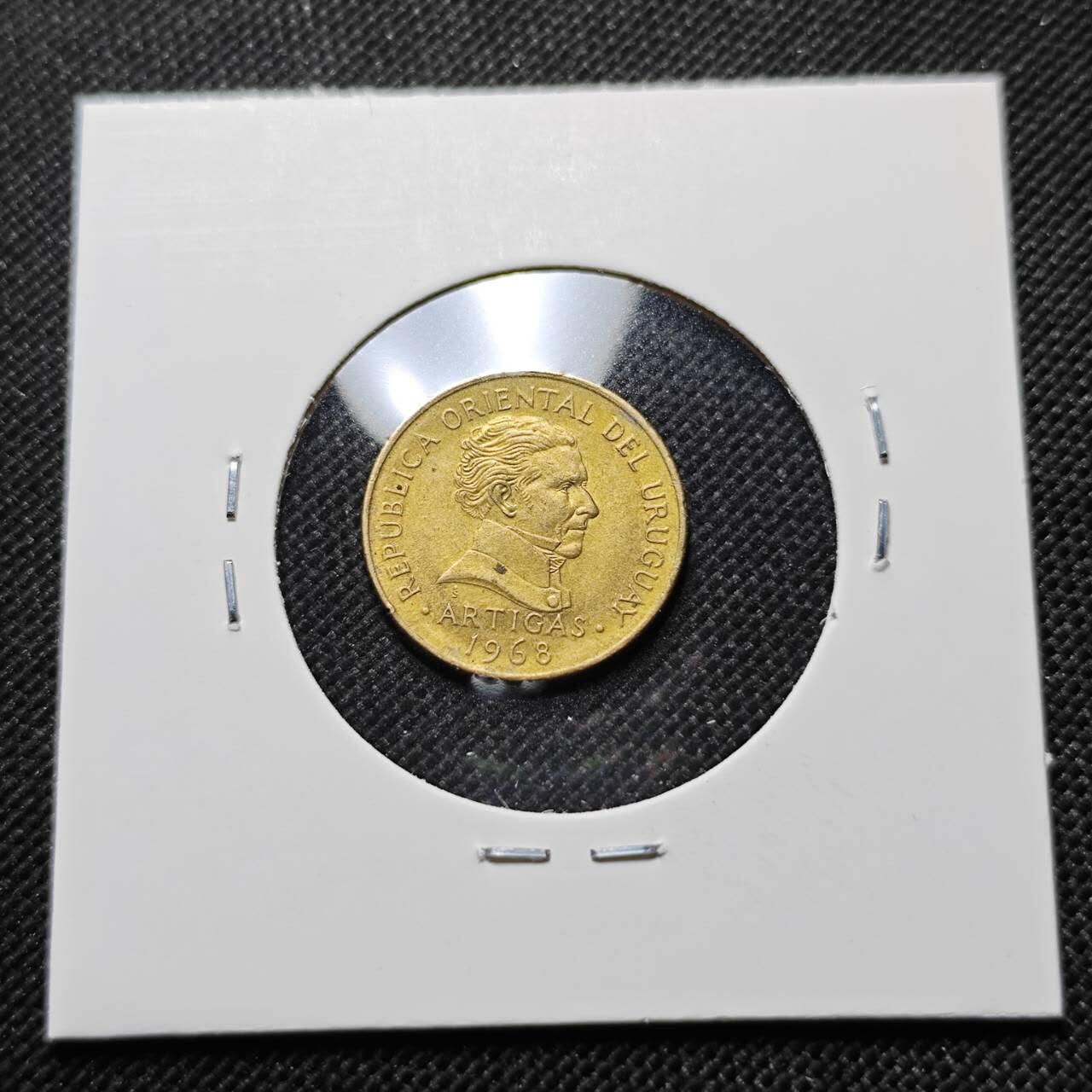 KK钱币收藏小铺  第410期 2月预留时间 周末发货  乌拉圭1法郎