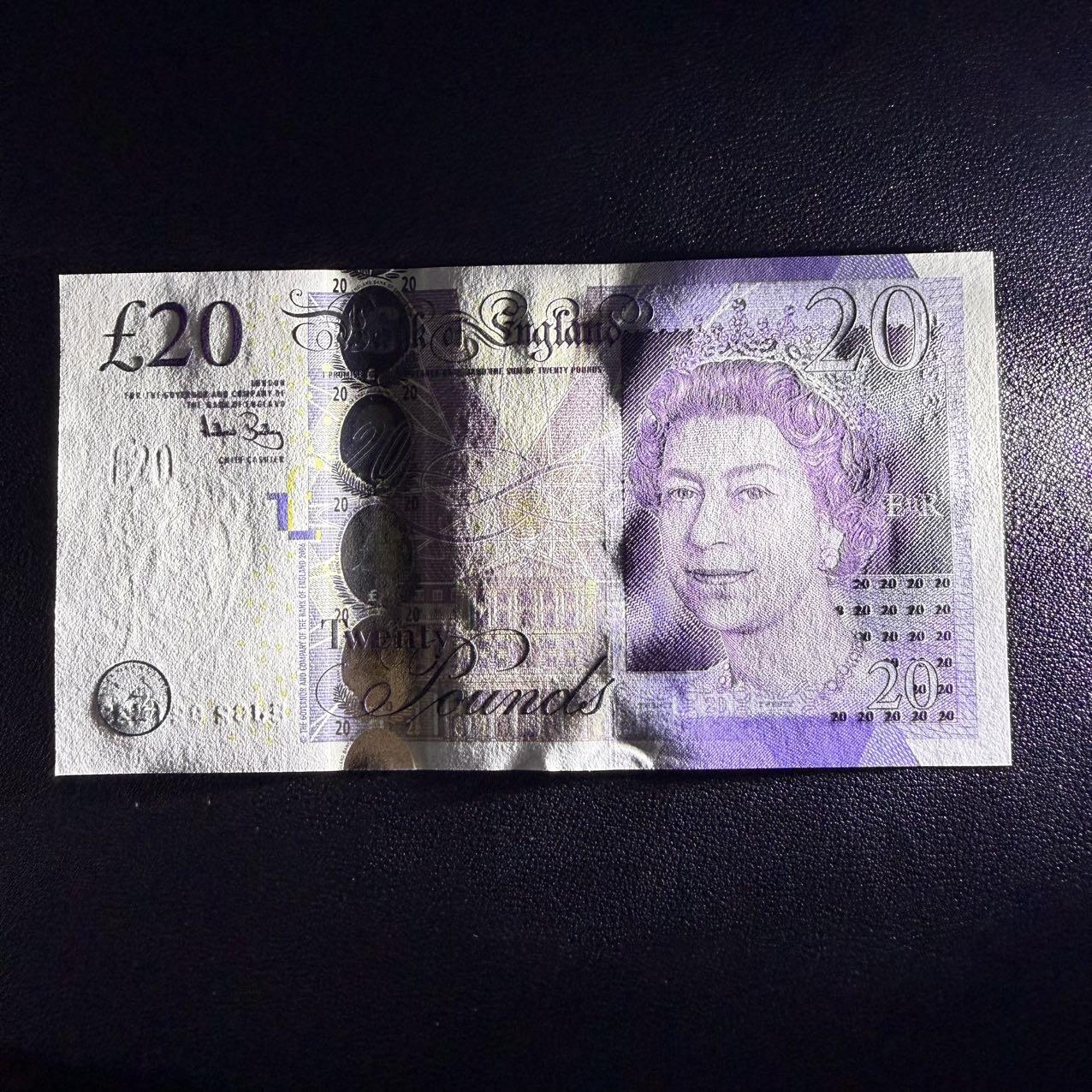 第16期 英国 F序 20镑 全新unc 无47