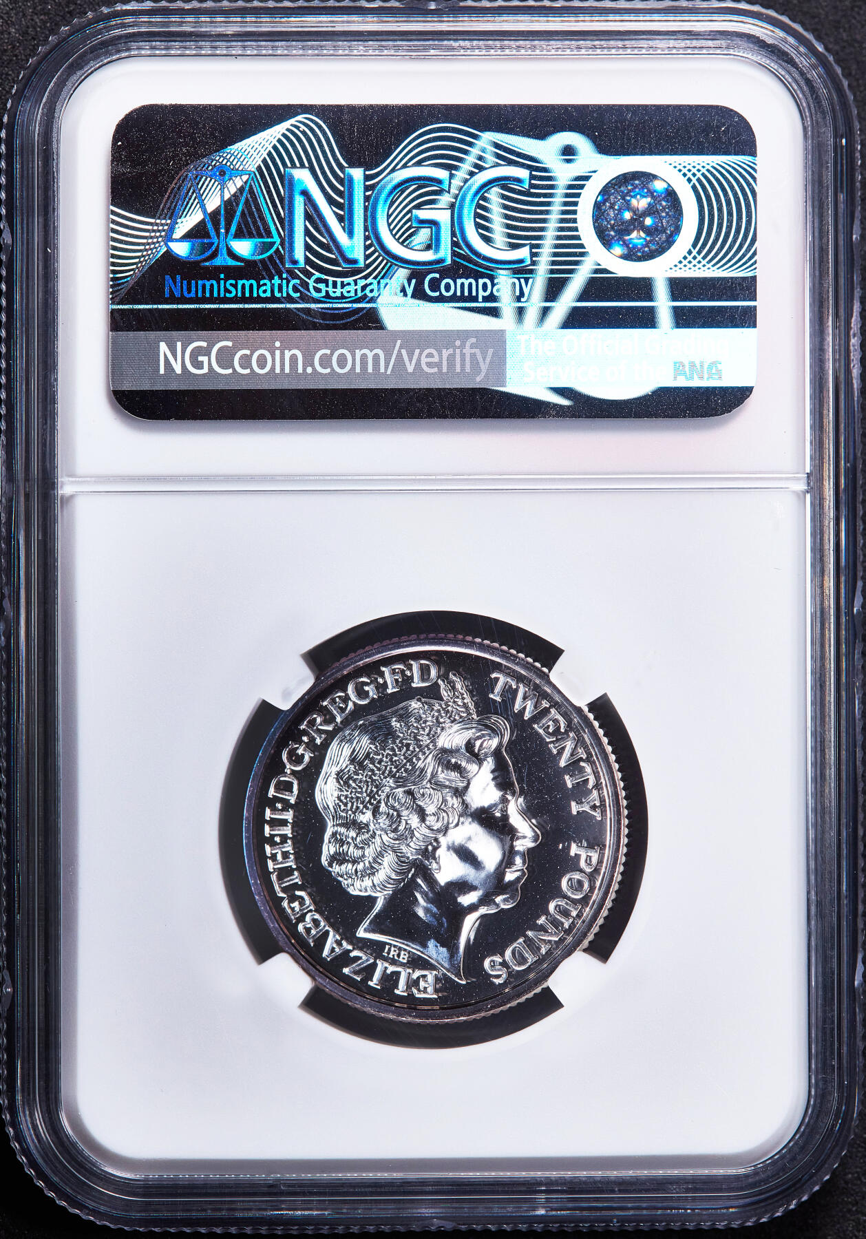 【俄甄集藏】2026年(050)04-01星期三 晚 19:30 全场包邮 英国2013年圣乔治屠龙20镑马剑银币，NGC MS66，重15.71克，999银，发行量248376枚