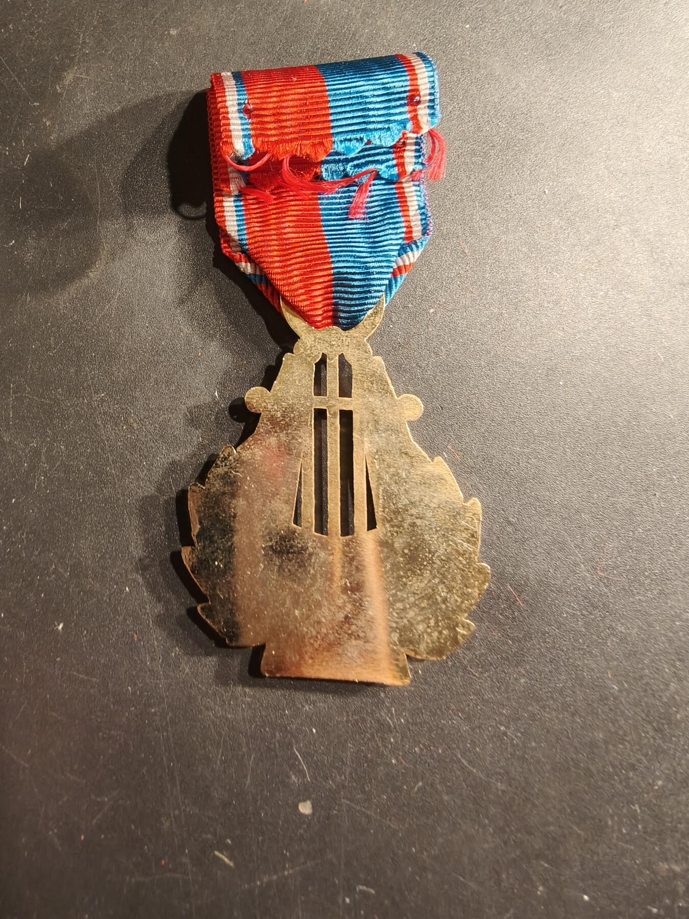 老王徽章第190期 法国金级音乐协会奖章