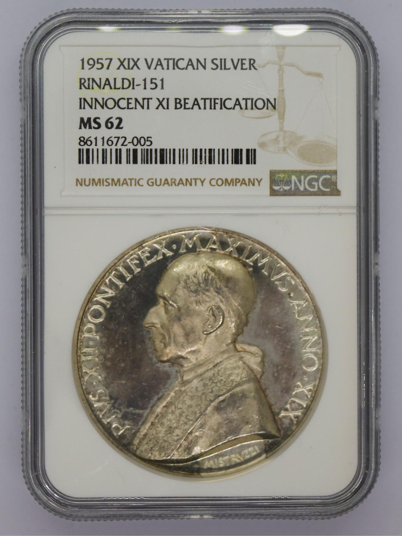 观钱 近现代机制币拍卖No.006（全场顺丰包邮，不区分偏远地区）  1957 年梵蒂冈庇护十二世《因诺森特十一世宣福礼》纪念大银章（NGC MS62）底板带彩，NGC加厚盒