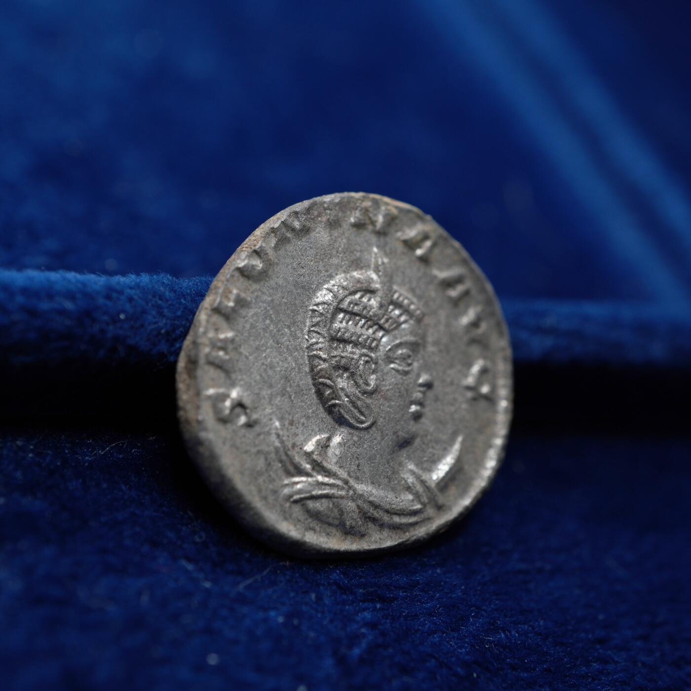 琋语集藏2026年04月欧洲古典打制币拍卖 古罗马帝国-皇后萨洛尼娜1安敦尼安洗银币