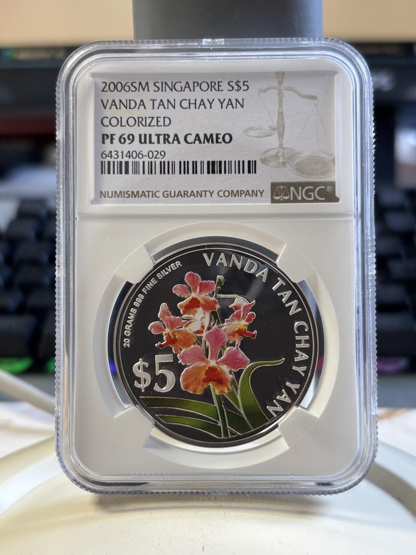 第194期拍卖 新加坡2006年花卉系列彩色1盎司纪念银币2枚套NGC-PF69,999银，1盎司*2