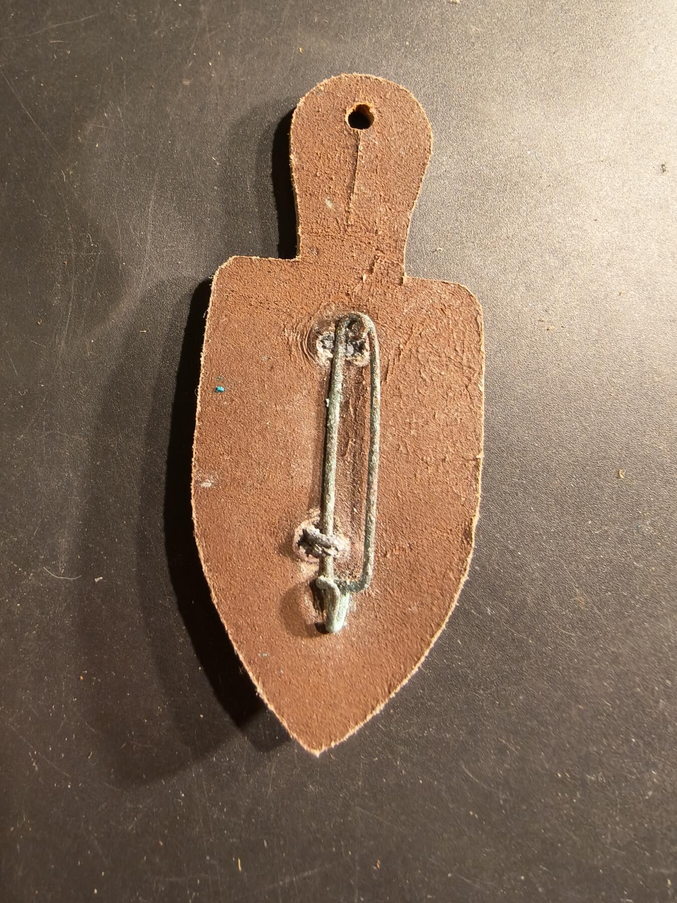 老王徽章第190期 法国陆军第4区域器材行政中心证章