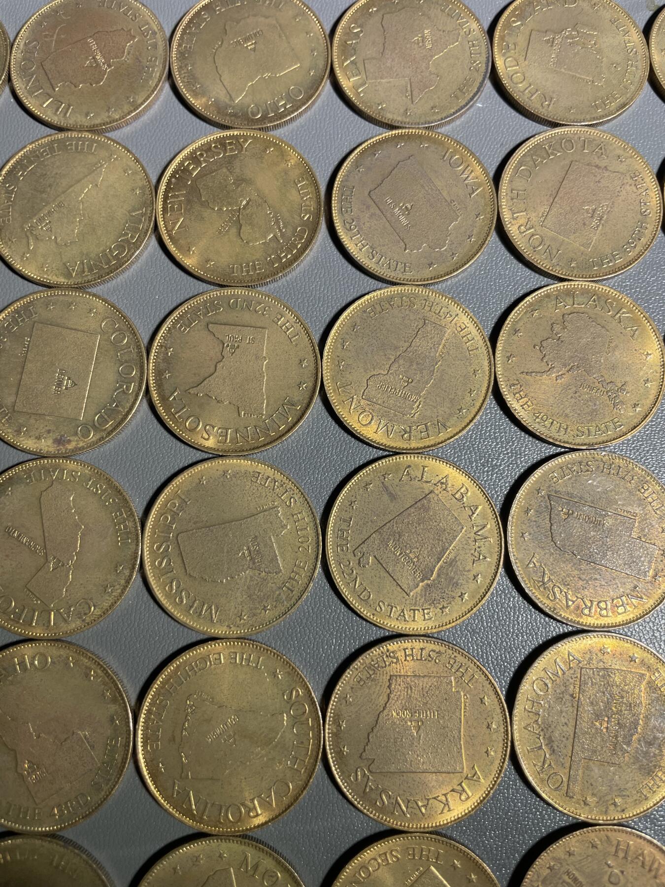 回流0328 全套50枚齐！Shell Oil（壳牌石油） 在20世纪60年代推出的「States of the Union（联邦各州）」集换式促销代币，属于美国州主题纪念章（Exonumia）