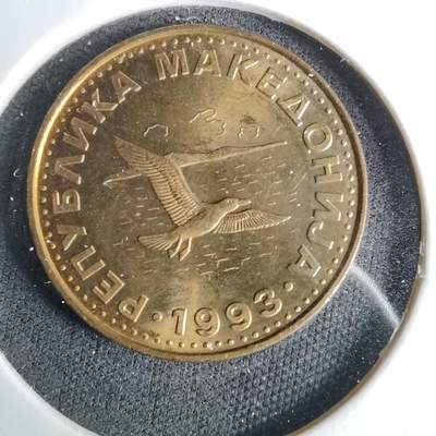 沼泽如烟--第1037场 - 马其顿1993年50分