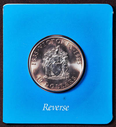 【俄甄集藏】2026年(050)04-01星期三 晚 19:30 全场包邮 - 澳大利亚1985年行政区系列-维多利亚州10元册装银币，带证，重20克，925银，发行量81751枚