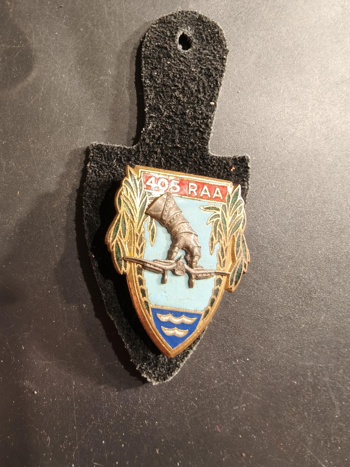 老王徽章第190期 法国陆军第405防空炮兵团证章