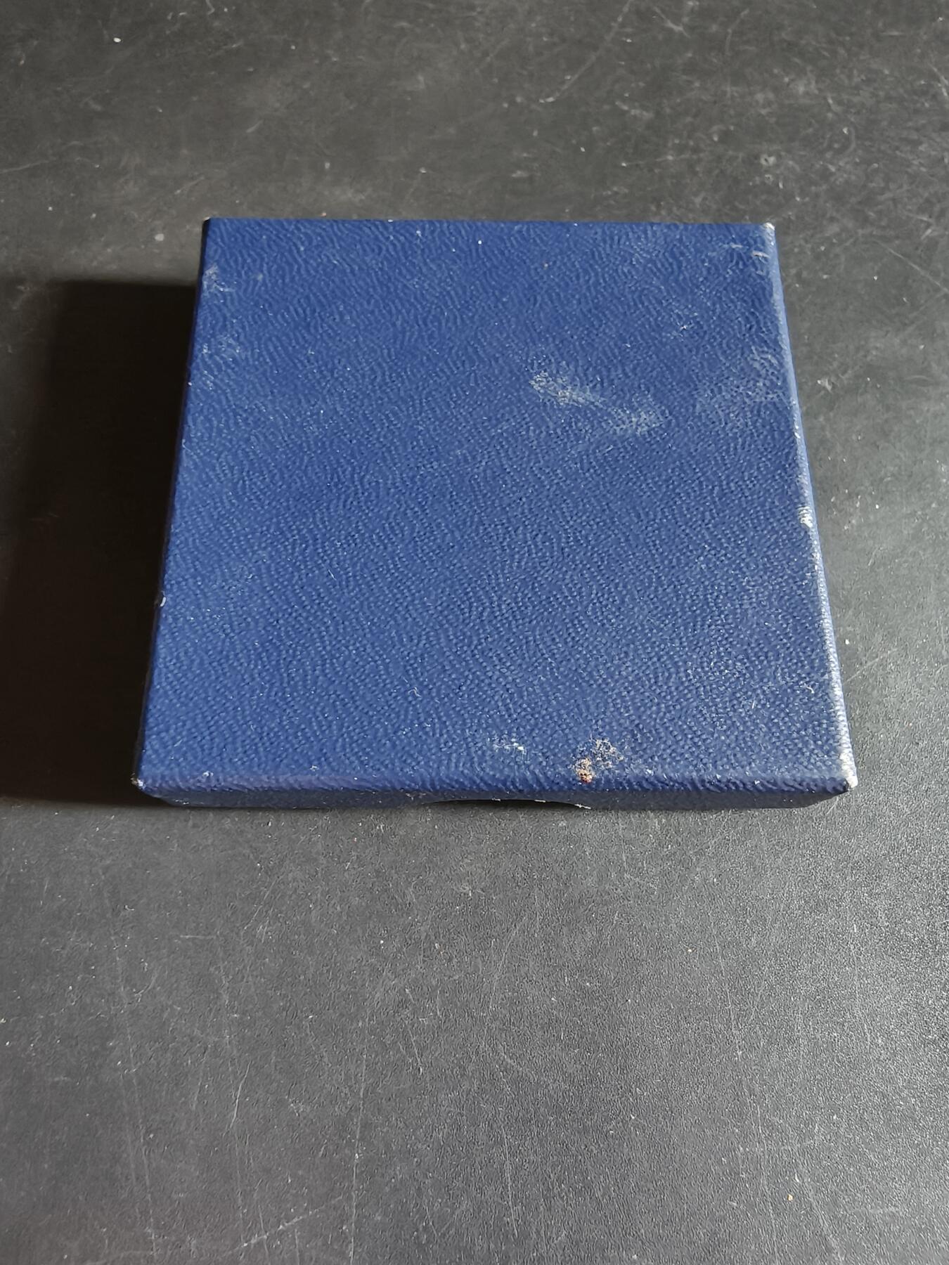 老王徽章第190期 法国磨坊主协会镀金大铜章     原盒     直径50mm     重量72.9g