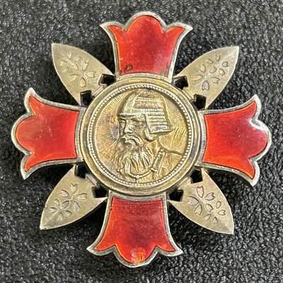 西秦中古拍卖第八十二期  -  不忘历史·抗战收藏 日本战伤章 公伤 银制