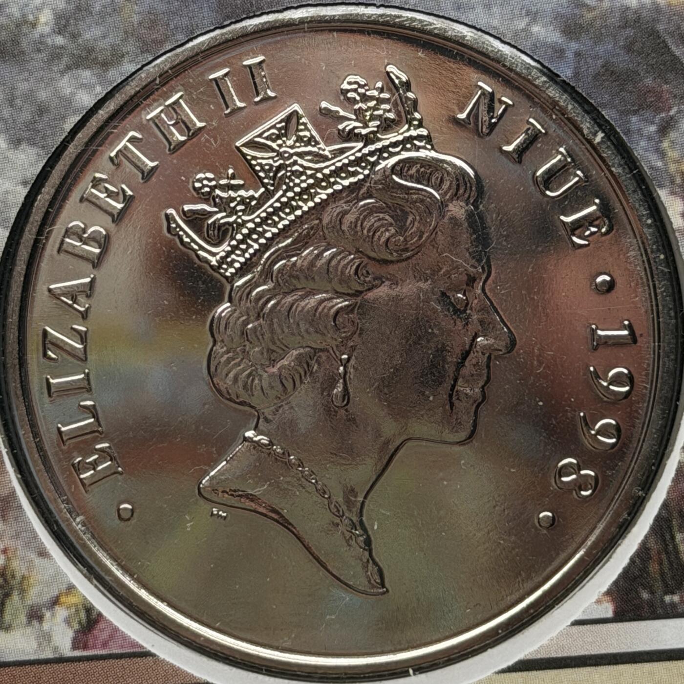 ＜星葵🌻钱币社＞第72期·东奔西走的硬币·3月31日发货 〈邮币封·签名版〉纽埃1998年人民的王妃·戴安娜1元克朗型纪念币