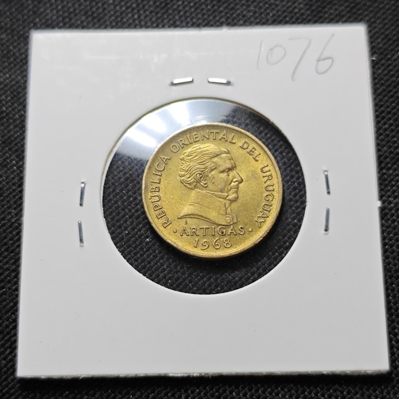 KK钱币收藏小铺  第410期 2月预留时间 周末发货  1968乌拉圭5比索铜币