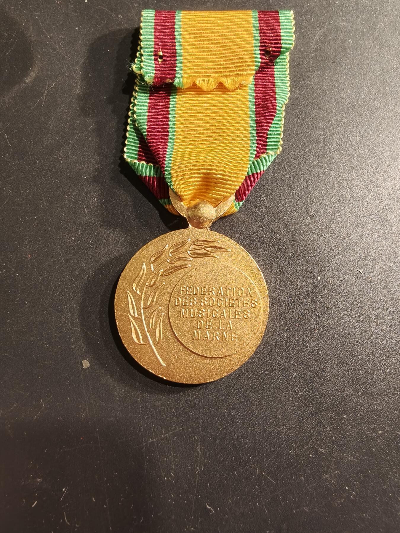 老王徽章第190期 法国马恩省金级音乐联合会纪念章