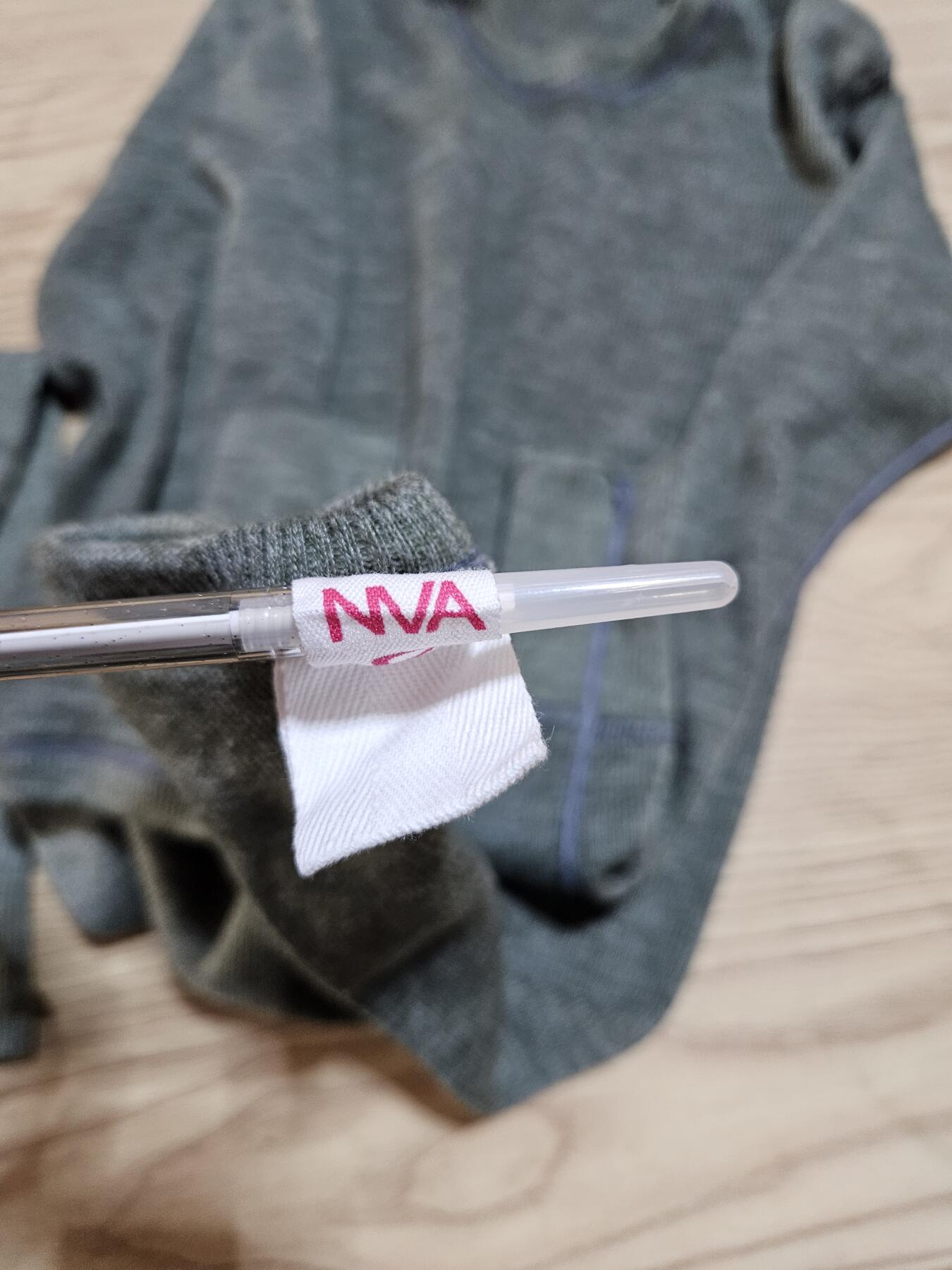 0元起拍勋章 第343期 咸鱼国勋章拍卖专场 4月1日（周三）下午6：00开始 原品库存 东德人民军内衣一套 弹力尺码 胸围最大100 衣长73 腰围最大100