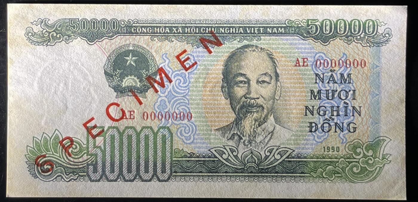 小福收藏拍卖第203期 裸钞场 本期有多张豹子号靓号 仅发行1000枚亚克力砖封蒙古20000图格里克帝国800周年纪念钞 瑞士200法郎 百慕大样钞洋葱冠全套 巴林首版大全套 卡塔尔四张套 越南 保加利亚 马其顿等多国精美纸币