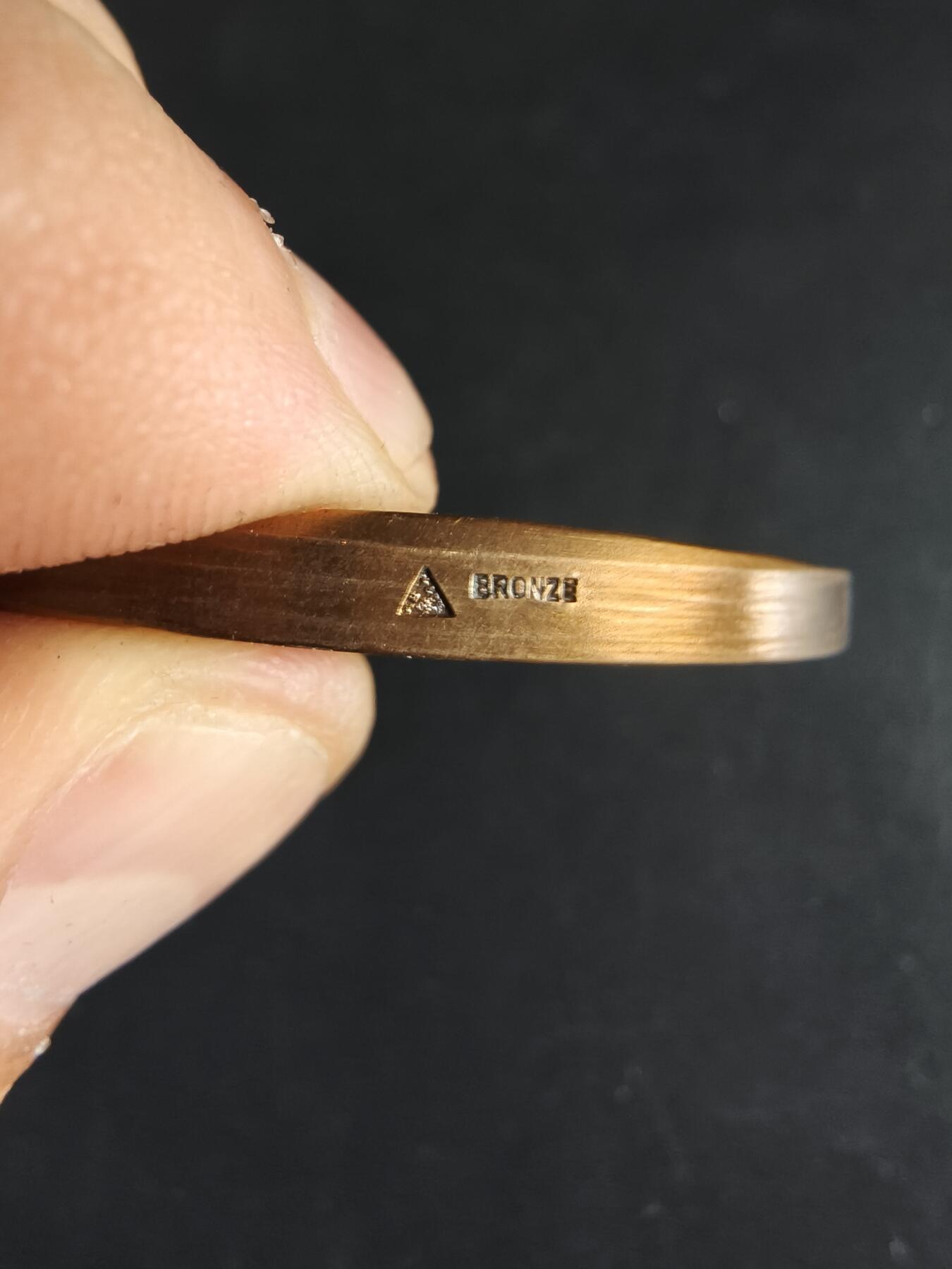 老王徽章第190期 法国磨坊主协会大铜章     原盒     直径50mm     重量71.4g