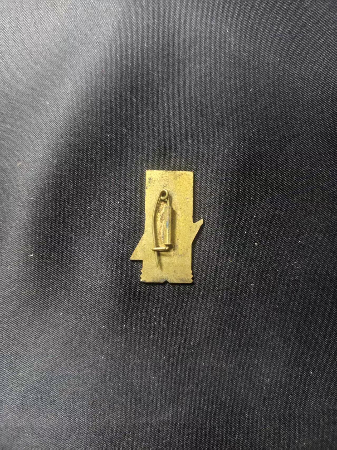 云宸嘉赏-勋臻文献佳藏优品精选场次（低佣 转发佣金红包） 建国初期 中苏友谊证章