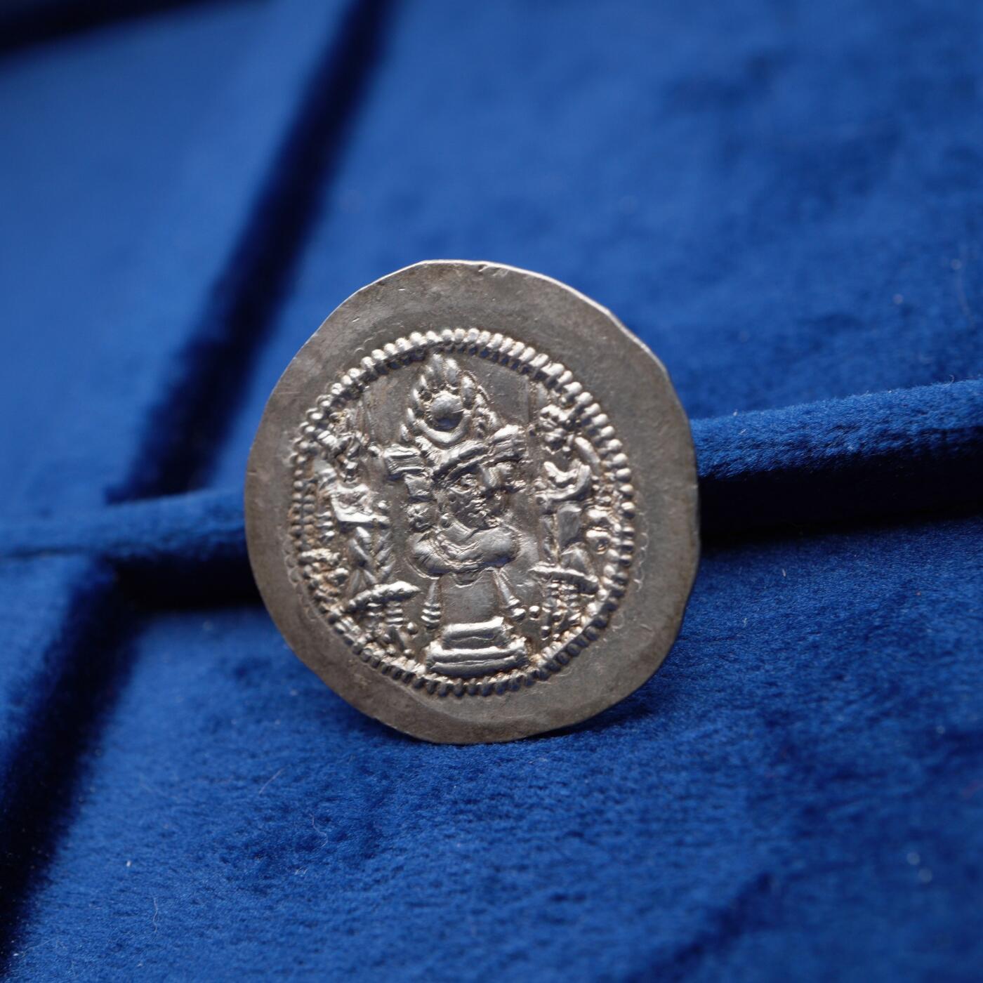 琋语集藏2026年04月欧洲古典打制币拍卖 古波斯萨珊王朝-瓦赫兰五世银币