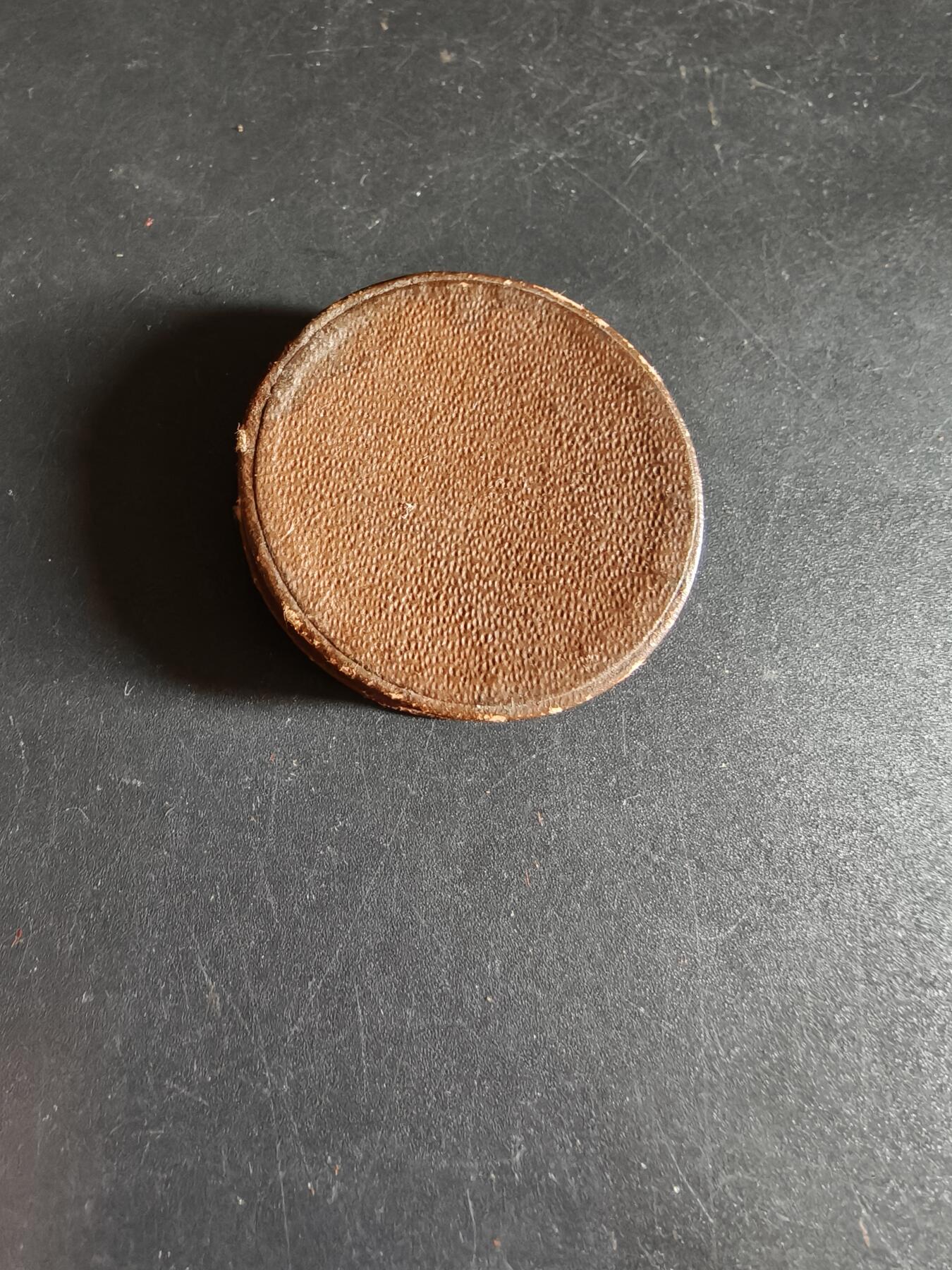 老王徽章第190期 法国丽嘉德尼尔百货公司成立100周年大铜章      原盒     直径33mm     重量15.3g