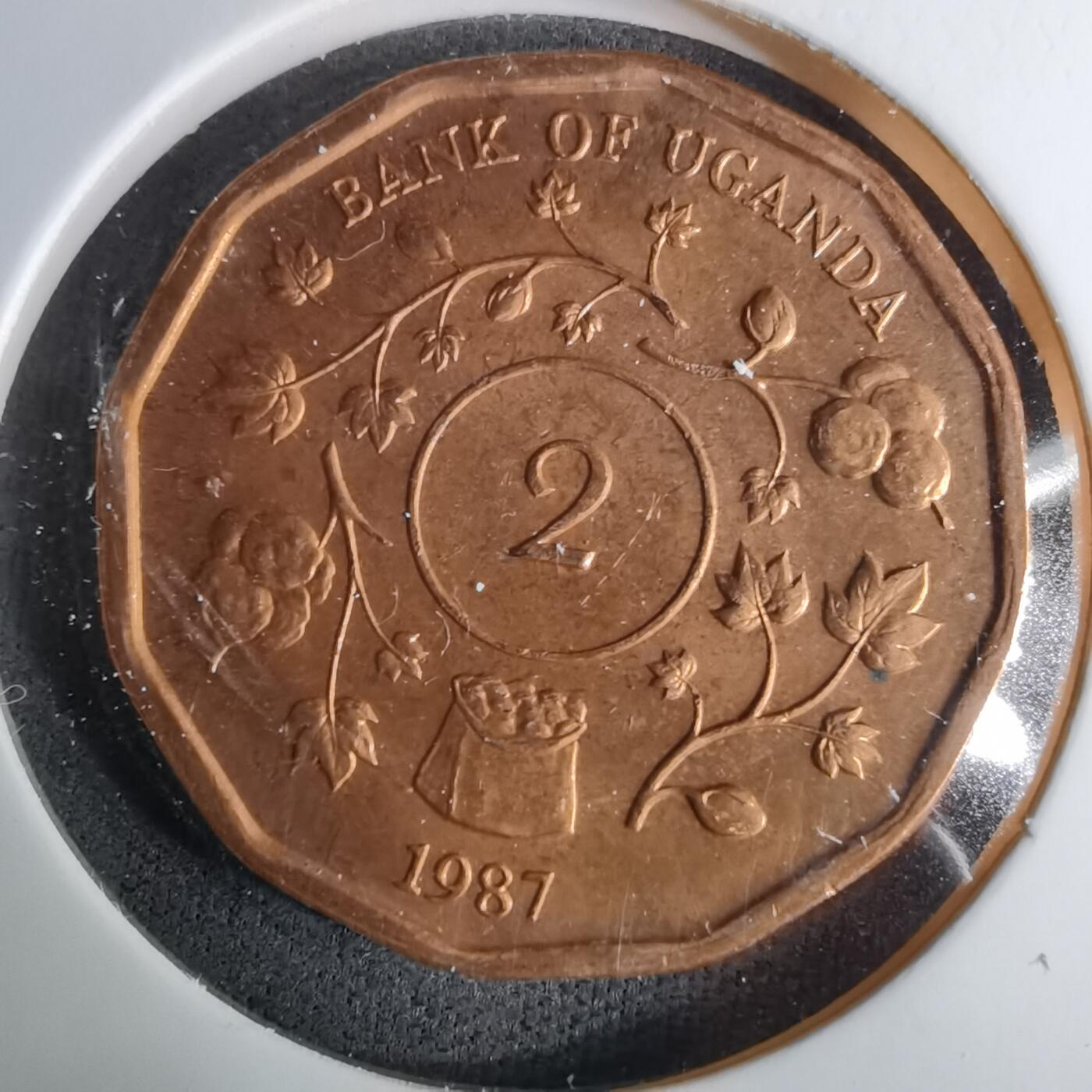 沼泽如烟--第1037场 乌干达1987年2先令