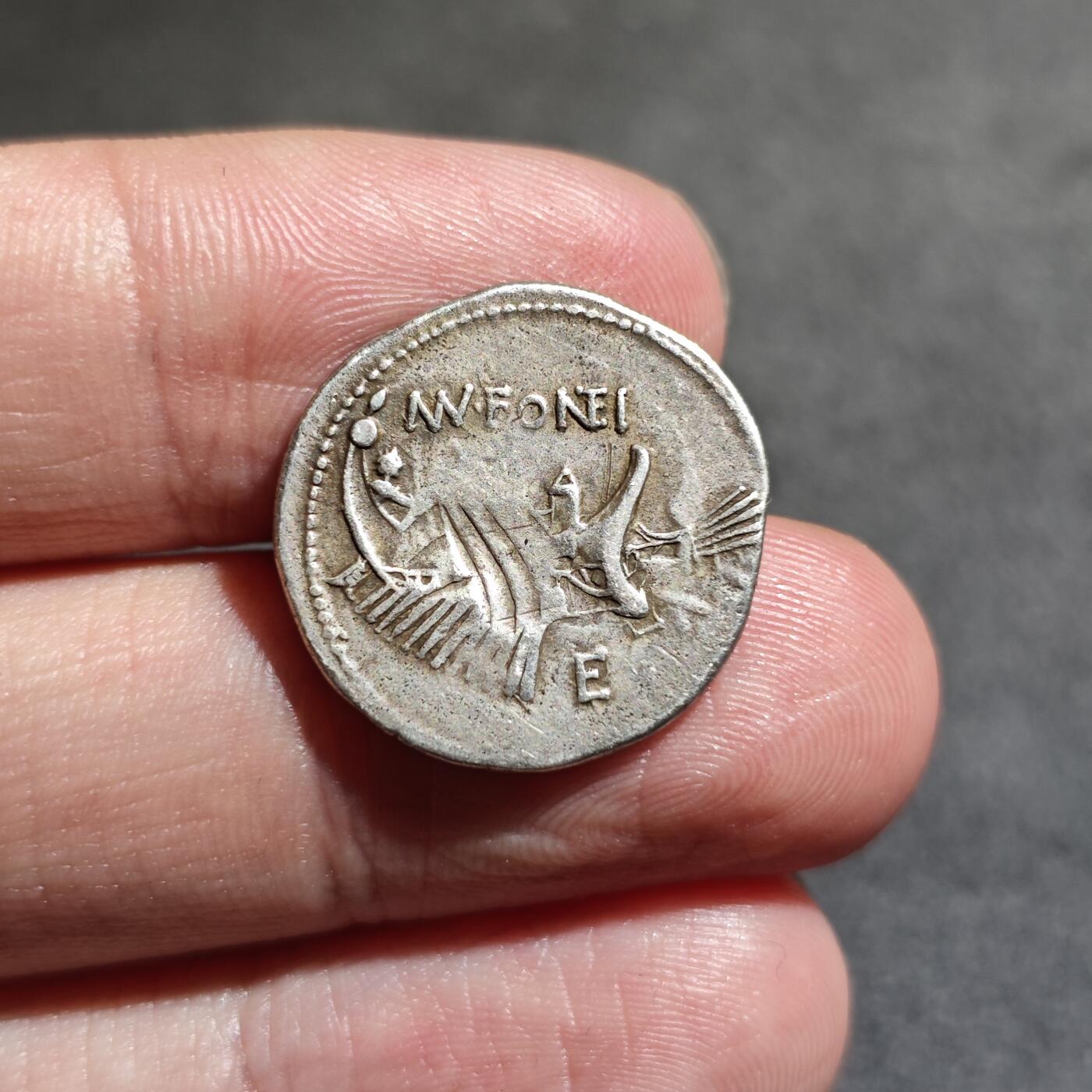 大象古币古希腊古罗马钱币专场首次拍卖1 古罗马共和时期狄俄斯库里双子兄弟罗马战船1狄纳里银币