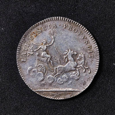 【俄甄集藏】2026年(050)04-01星期三 晚 19:30 全场包邮 - 法国18世纪路易十五“曙光女神”驾乘奥罗拉战车银质代用币章，黄油彩包浆，直径27mm，重4.8克，王权象征