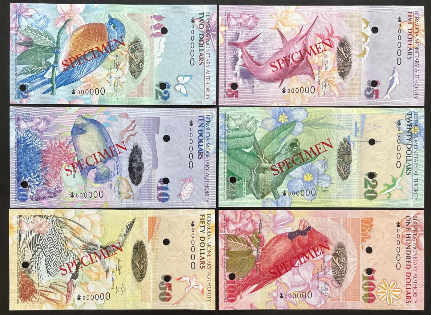 小福收藏拍卖第203期 裸钞场 本期有多张豹子号靓号 仅发行1000枚亚克力砖封蒙古20000图格里克帝国800周年纪念钞 瑞士200法郎 百慕大样钞洋葱冠全套 巴林首版大全套 卡塔尔四张套 越南 保加利亚 马其顿等多国精美纸币